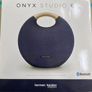 Harman Kardon Onyx Studio 6 Bluetooth Speaker